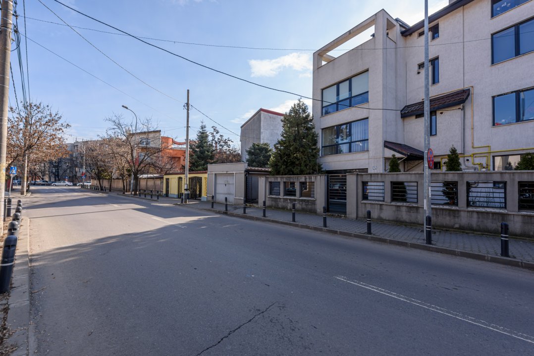Drumul Sarii, C-tin Marinescu, spatiu birou