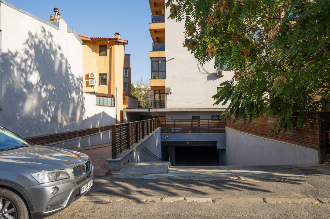 Apartament 2 camere, Piata Alba Iulia, bloc 2016