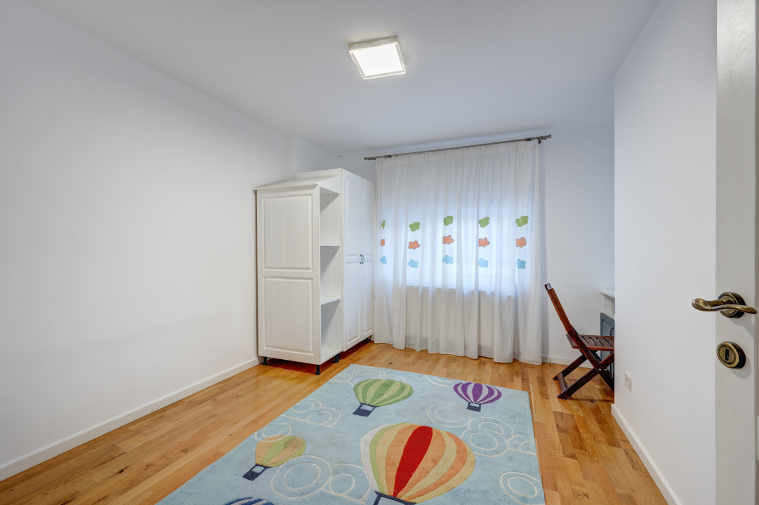 1 Mai, Clucerului,  Apartament tip duplex in Vila, Comision 0 %