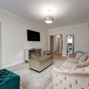 Jiului – J8 Office Park, apartament 3 camere, 77 mp.