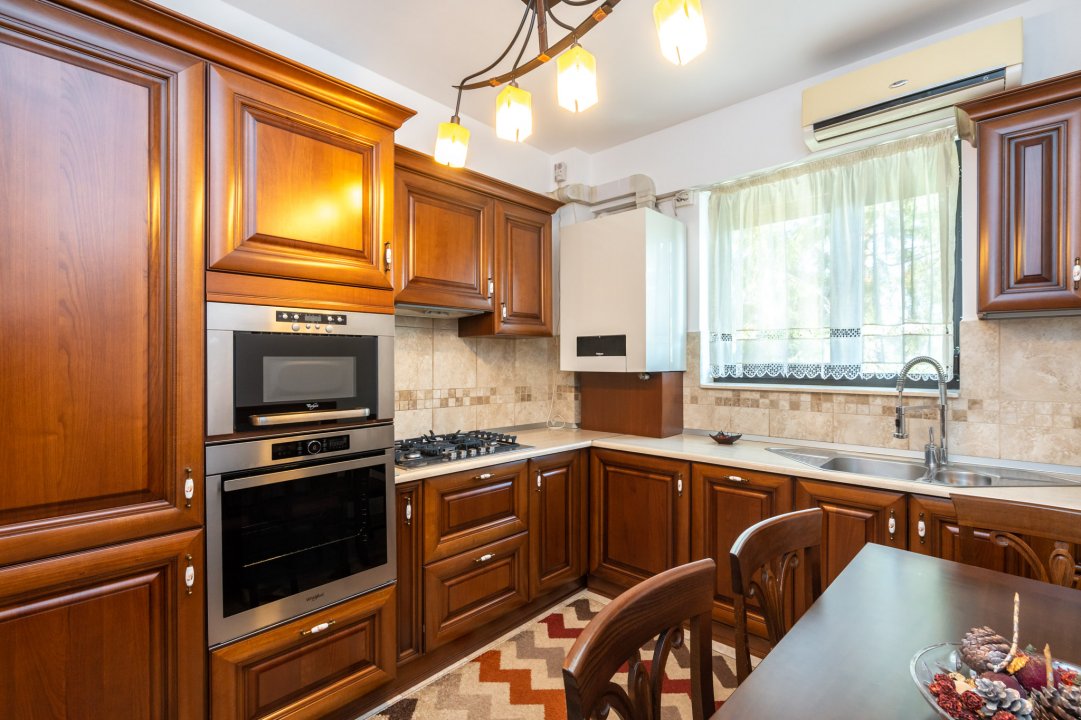 Apartament 4 Camere Bloc Premium 4 Etaje zona Domenii / Expozitiei / Metrou 1Mai