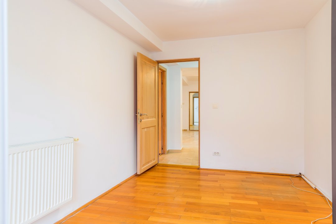 Drumul Sarii, parter/3, curte proprie, exclusiv pentru birouri