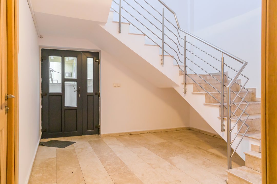 Drumul Sarii, parter/3, curte proprie, exclusiv pentru birouri
