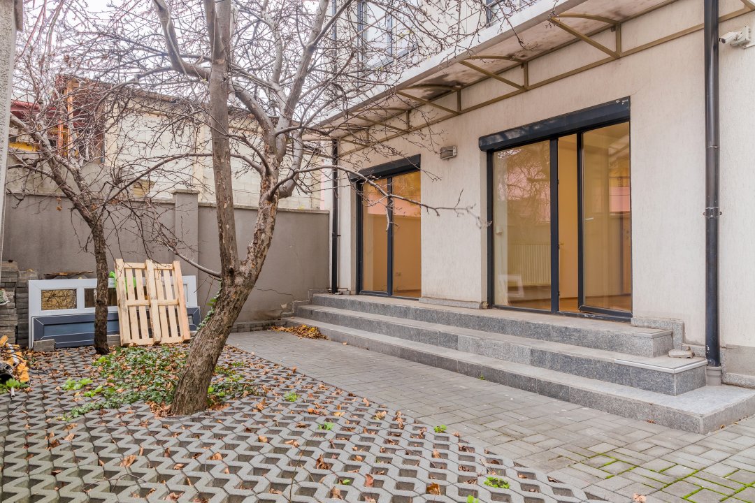 Drumul Sarii, parter/3, curte proprie, exclusiv pentru birouri