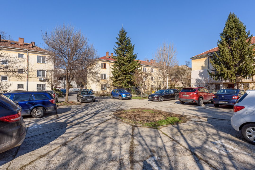 Apartament decomandat de 2 camere, Cotroceni, etajul 1/P+2! 