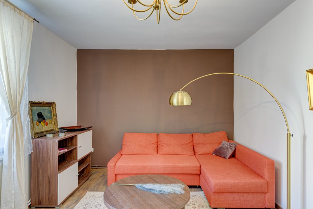 Apartament decomandat de 2 camere, Cotroceni, etajul 1/P+2! 