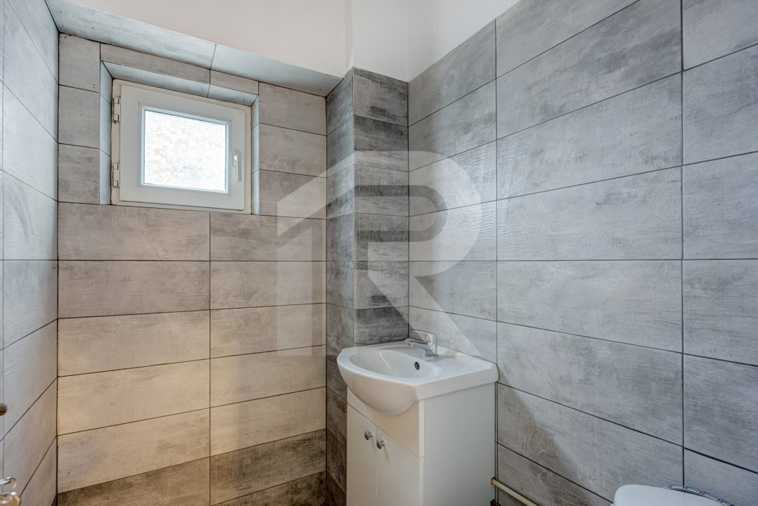 Apartament 3 camere decomandat Calea Calarasi Delea Noua