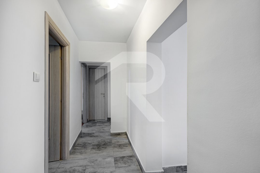 Apartament 3 camere decomandat Calea Calarasi Delea Noua