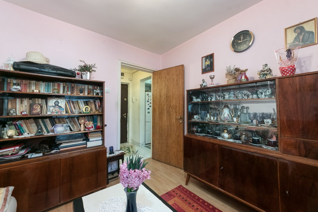 Apartament 2 camere decomandat Valea Argesului 