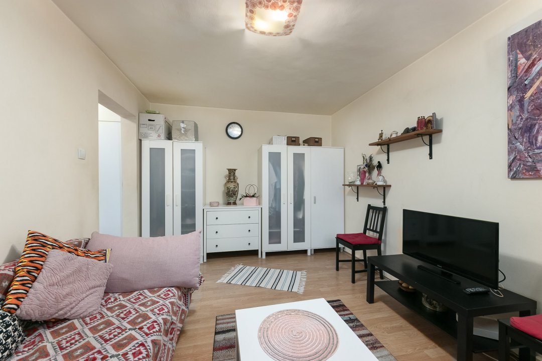Apartament 2 camere decomandat Valea Argesului 