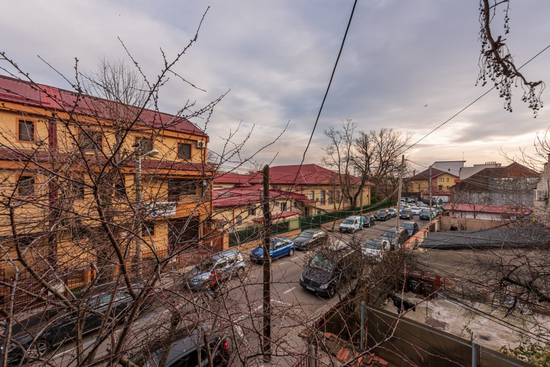 Ion Mihalache- 1 Mai, str. Zablovschi, etaj 1 in vila, Comision 0 %