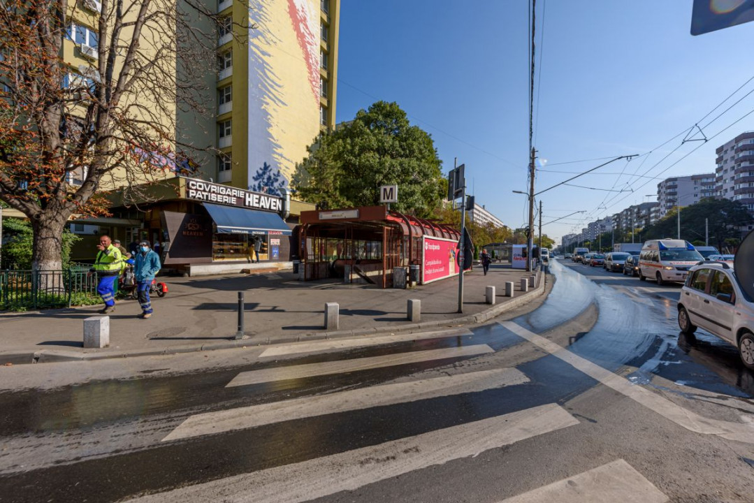  Militari, Metrou Gorjului in fata scarii, Bloc reabilitat termic !