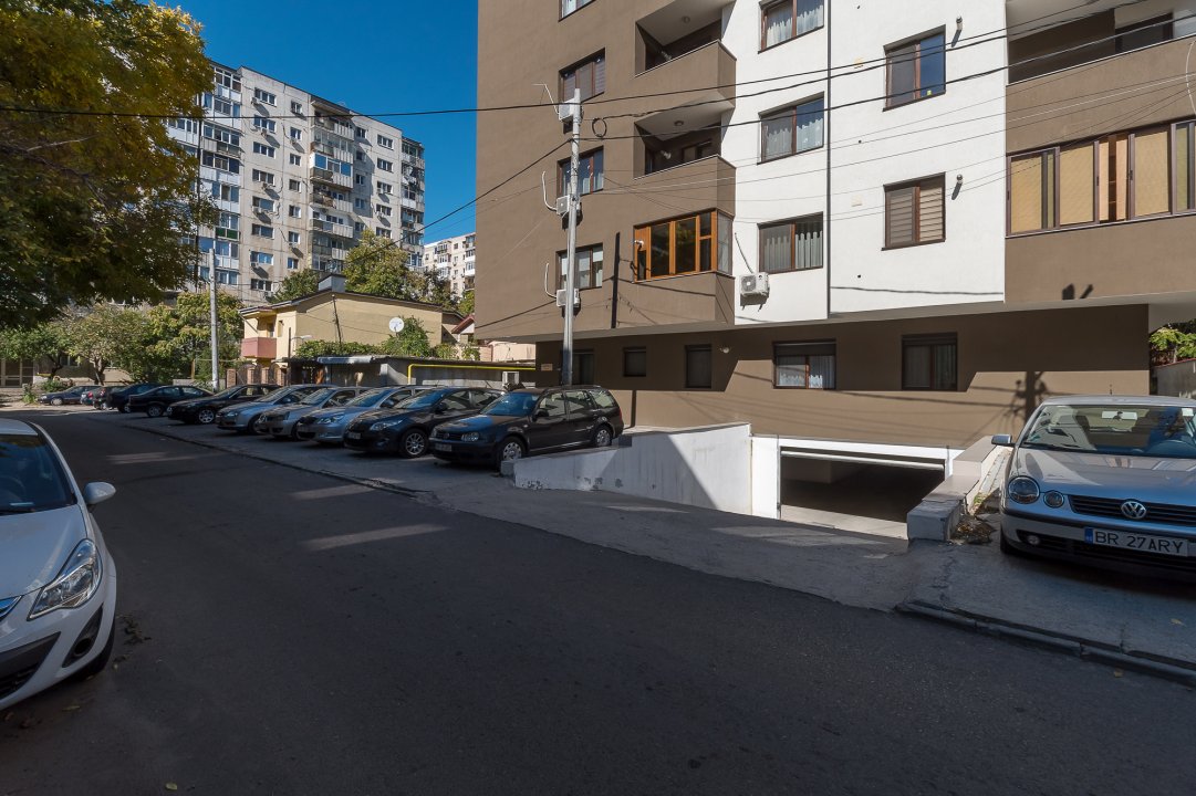Militari, Metrou Gorjului, str. Rosiorii de Vede, Imobil 2016