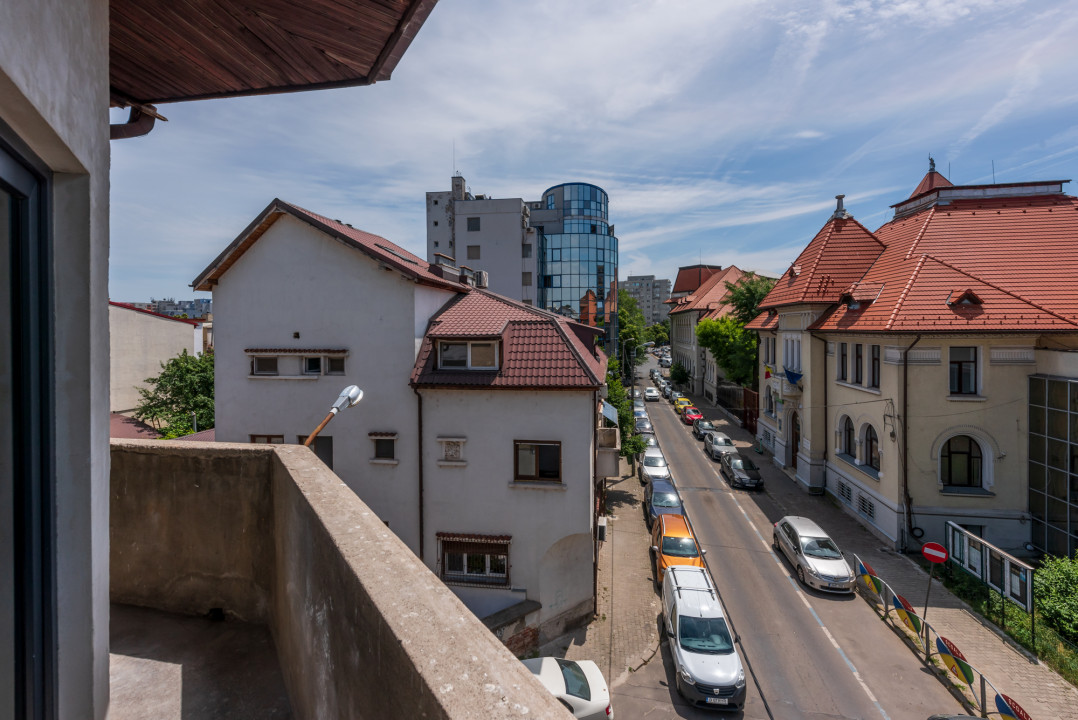 Banu Manta/ Titulescu, Lic. Neculce, Renovat 2023, Comision 0 %