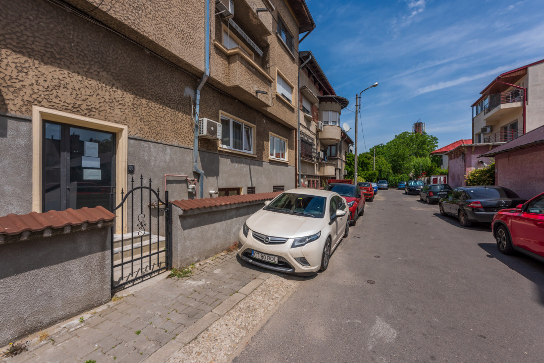 Banu Manta/ Titulescu, Lic. Neculce, Renovat 2023, Comision 0 %