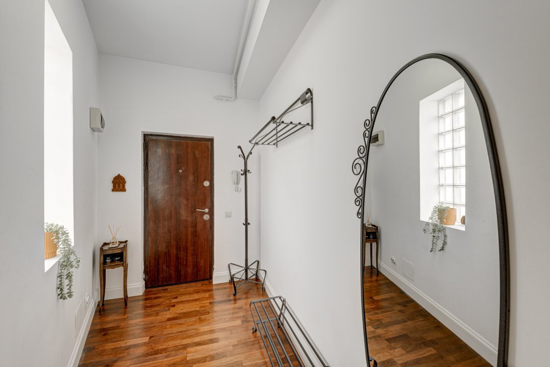 Nerva Traian/ 2 camere/ Centrala proprie/ Bloc 2013