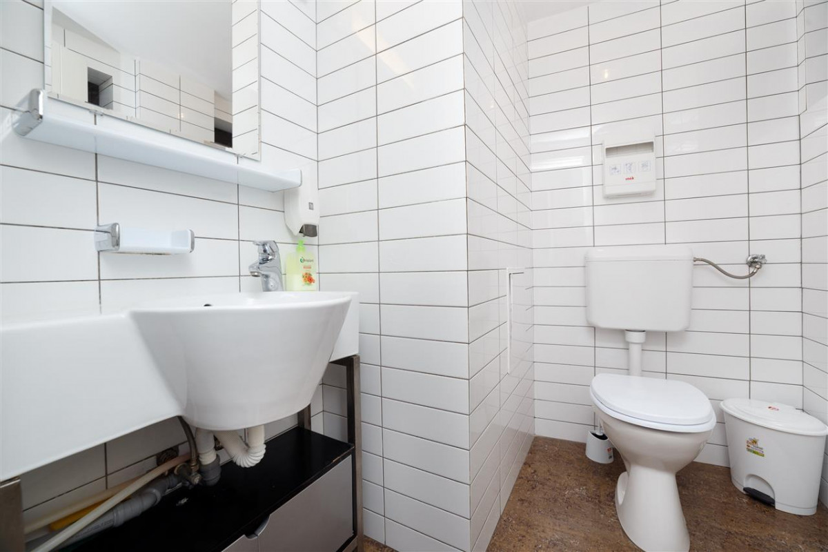 Spatiu birou S+P 170mp Pta. Alba Iulia. Curte proprie 48mp