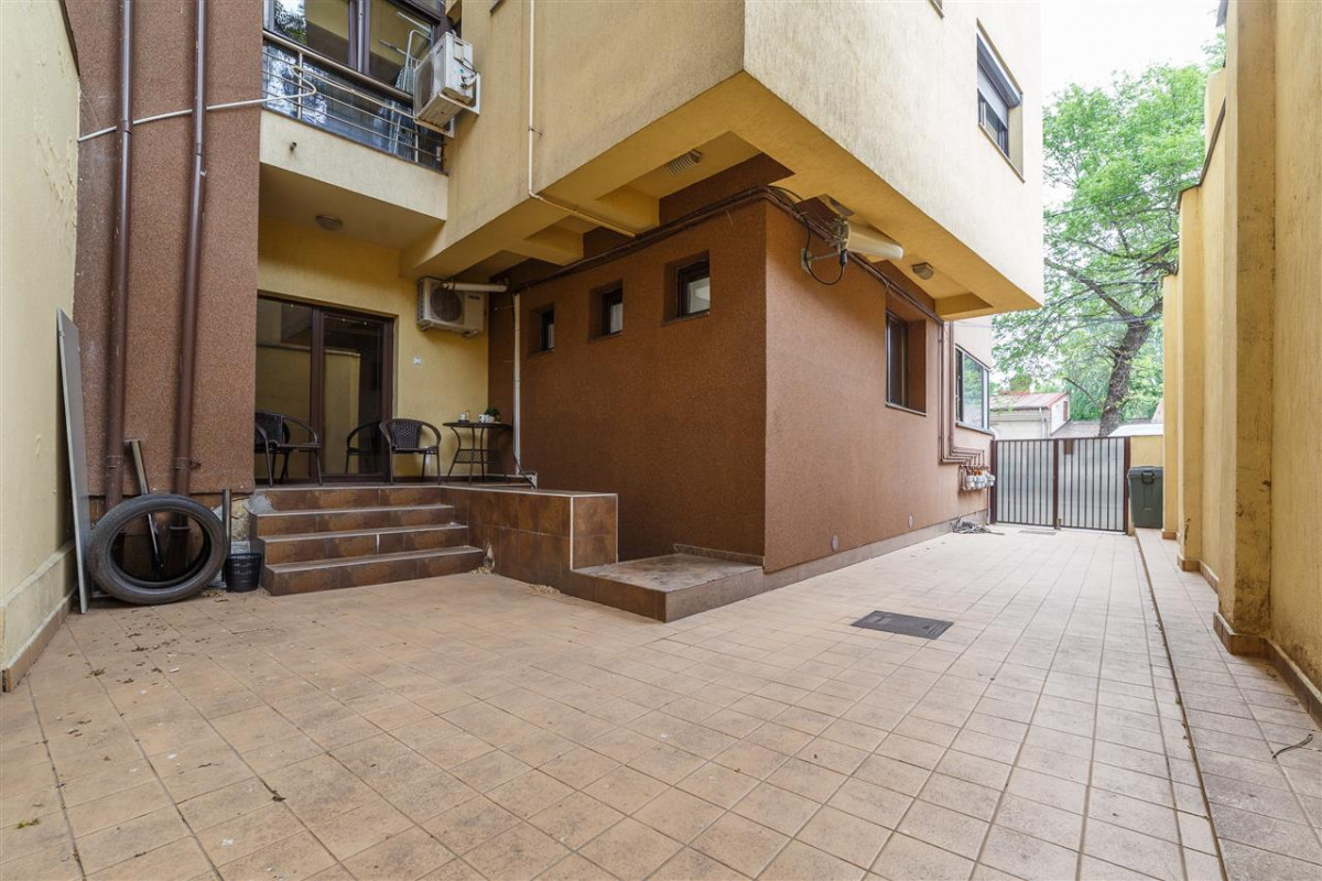 Spatiu birou S+P 170mp Pta. Alba Iulia. Curte proprie 48mp