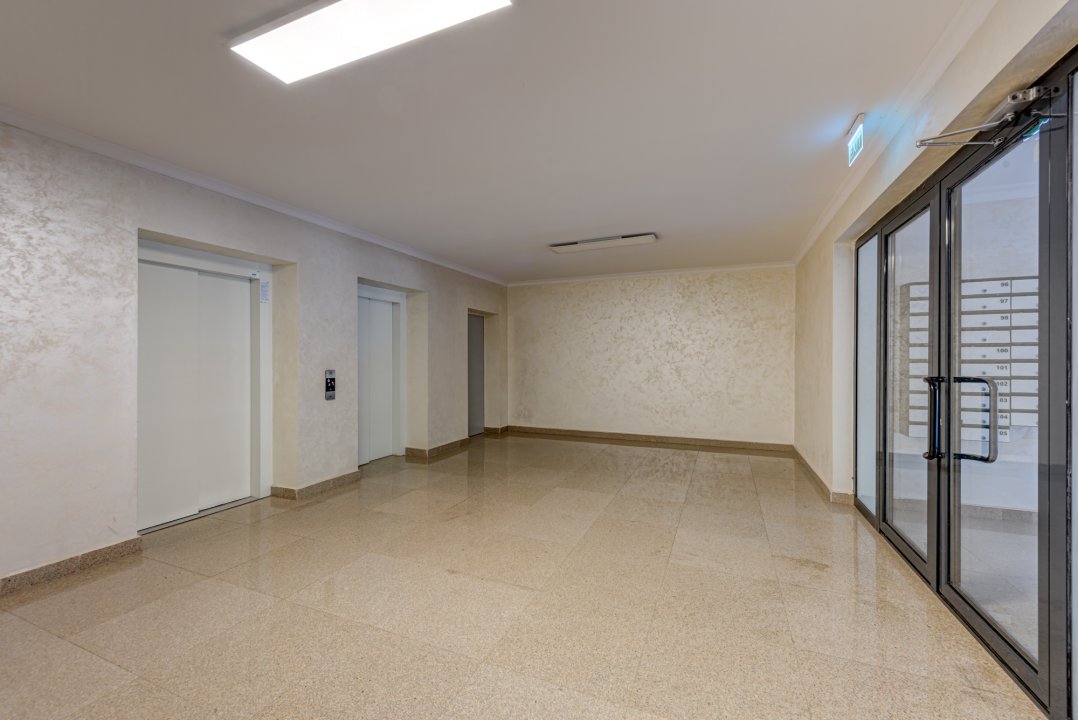 Drumul Taberei, Auchan, Residence 158