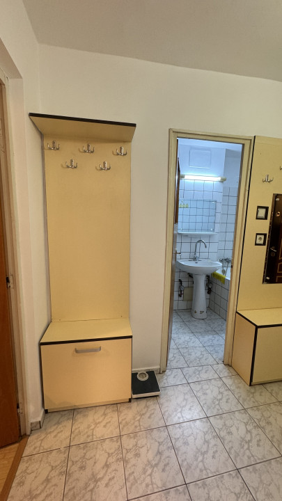 Militari, Virtutii, str. Dealului, 2/4, decomandata 