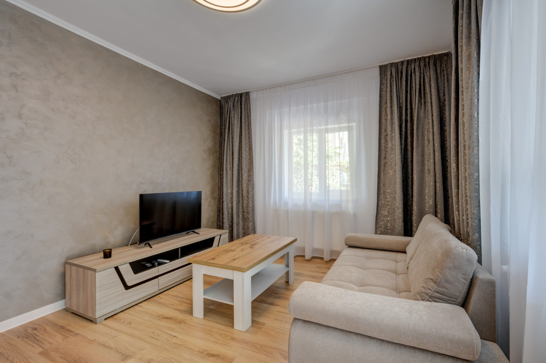 Apartament cu terasa , gradina , loc de parcare inclus , metrou Pacii