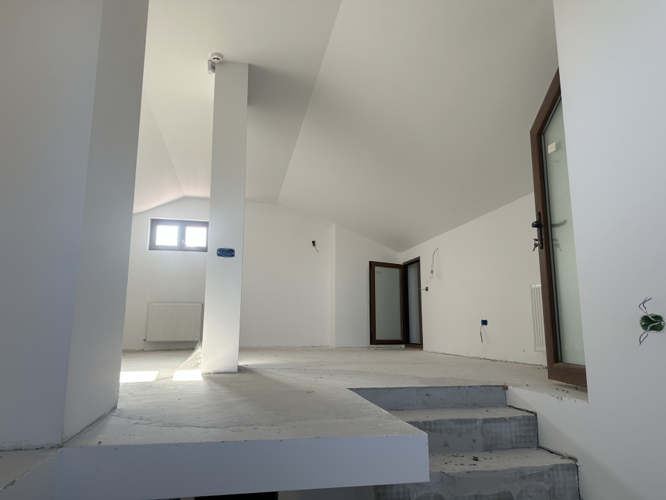 CORBEANCA-PARADISUL VERDE VILA P+E+M 507 MP, LOT 1095 MP 