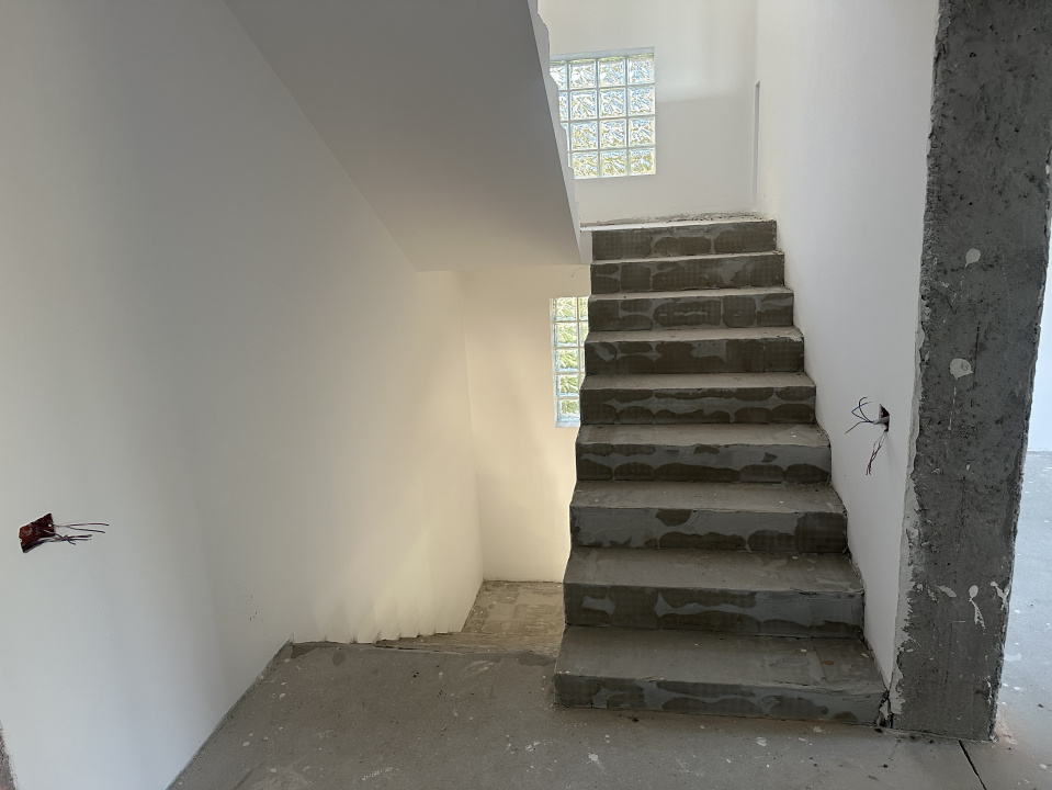 CORBEANCA-PARADISUL VERDE VILA P+E+M 507 MP, LOT 1095 MP 