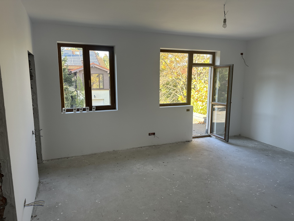 CORBEANCA-PARADISUL VERDE VILA P+E+M 507 MP, LOT 1095 MP 