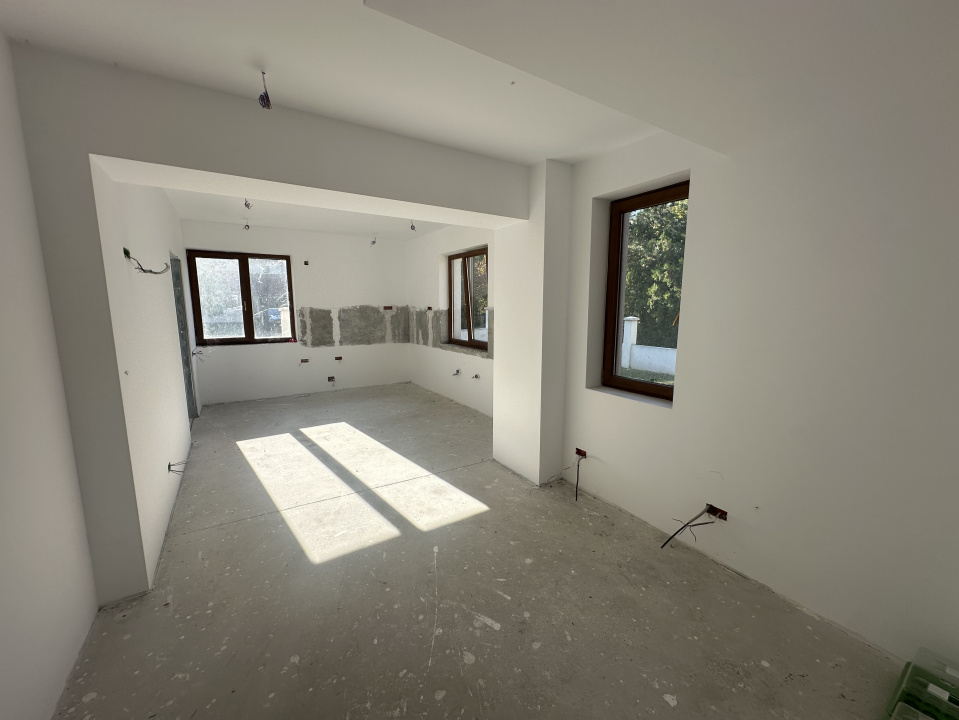 CORBEANCA-PARADISUL VERDE VILA P+E+M 507 MP, LOT 1095 MP 