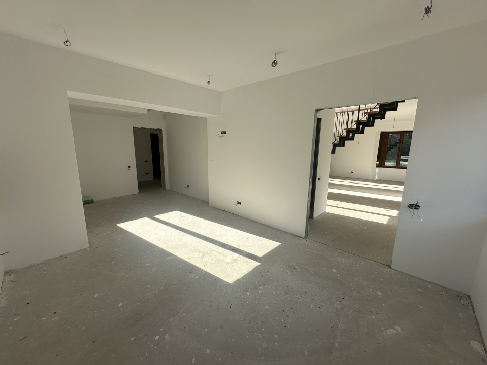 CORBEANCA-PARADISUL VERDE VILA P+E+M 507 MP, LOT 1095 MP 