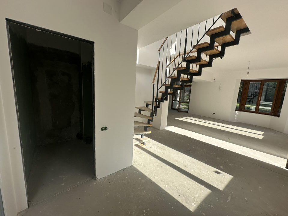 CORBEANCA-PARADISUL VERDE VILA P+E+M 507 MP, LOT 1095 MP 