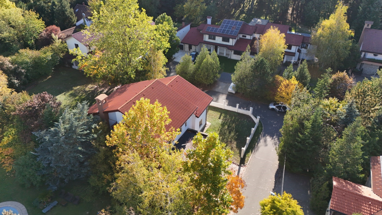 CORBEANCA-PARADISUL VERDE VILA P+E+M 507 MP, LOT 1095 MP 