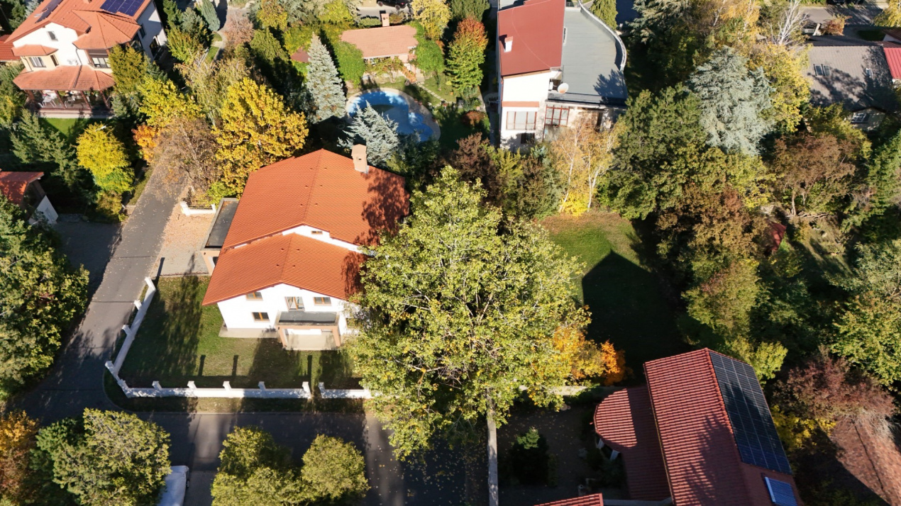 CORBEANCA-PARADISUL VERDE VILA P+E+M 507 MP, LOT 1095 MP 