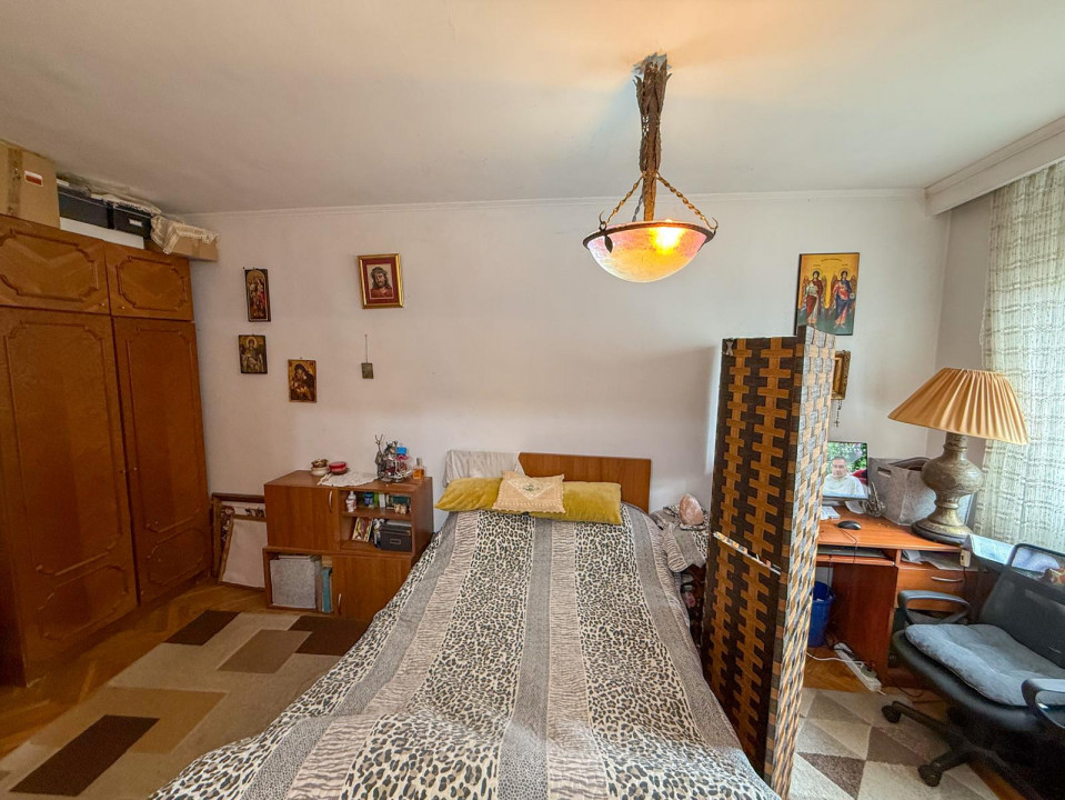 Apartament 4 camere, la 5 minute de Parc, balcon 15 mp