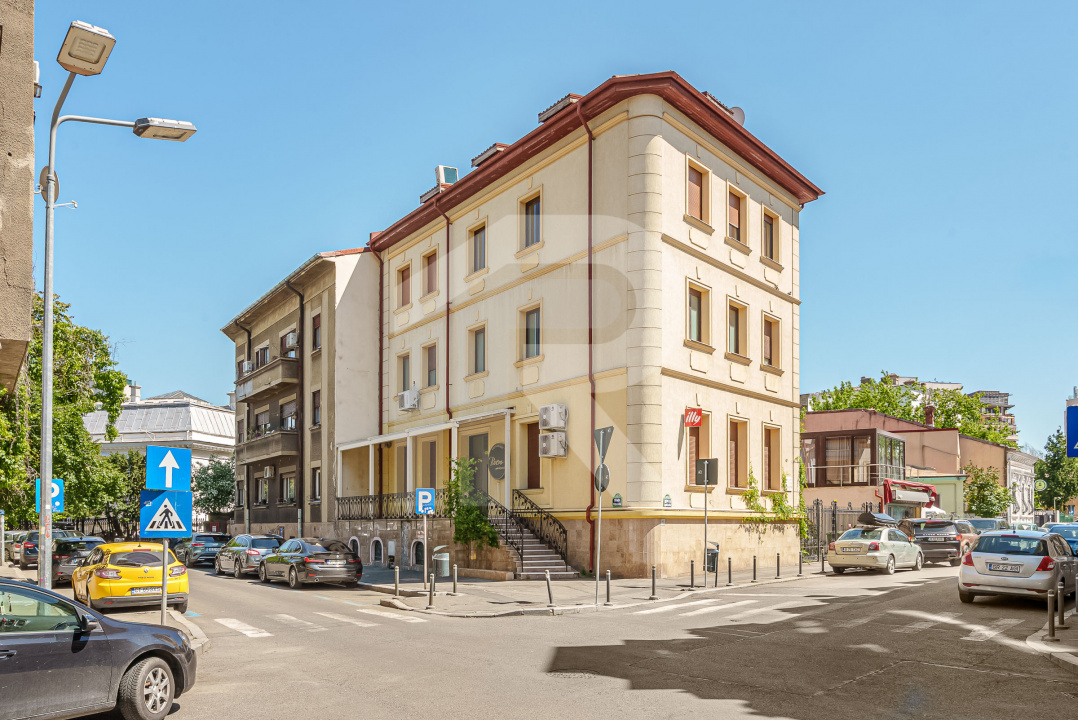 RESTAURANT DE VANZARE  zona ARMENEASCA