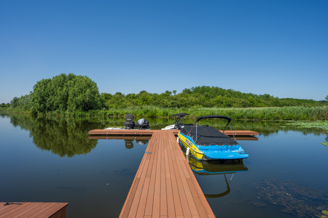 Izvorani- Delta Snagov, T-560mp, Tiny House 40mp, Loc ponton, Comison 0 %