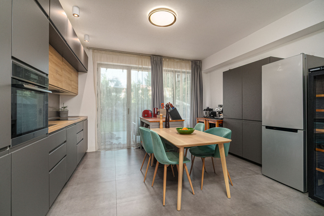 BANEASA - STRADA GARLEI, VILA MODERNA 200 MP TOTAL, LOT 650 MP, LA CHEIE!