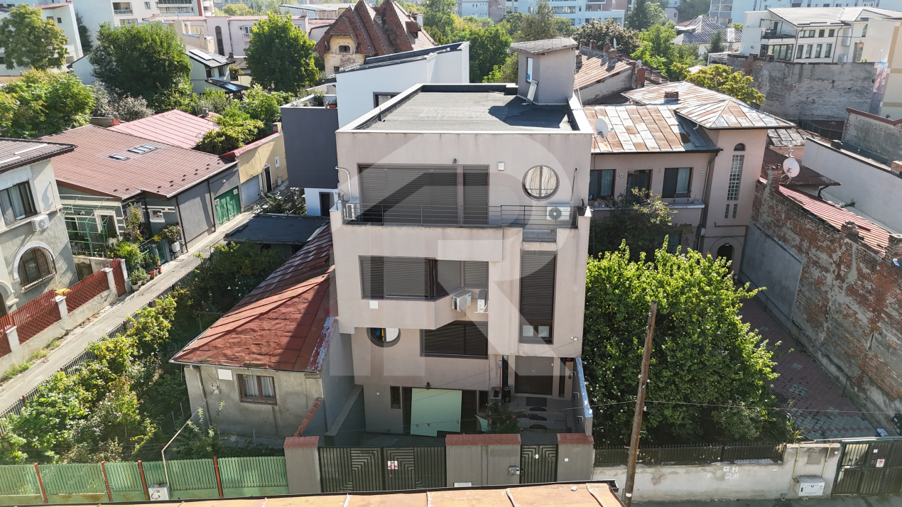 Vilă situata în inima Bucureștiului – lângă JW Marriott, Casa Poporului și Cated