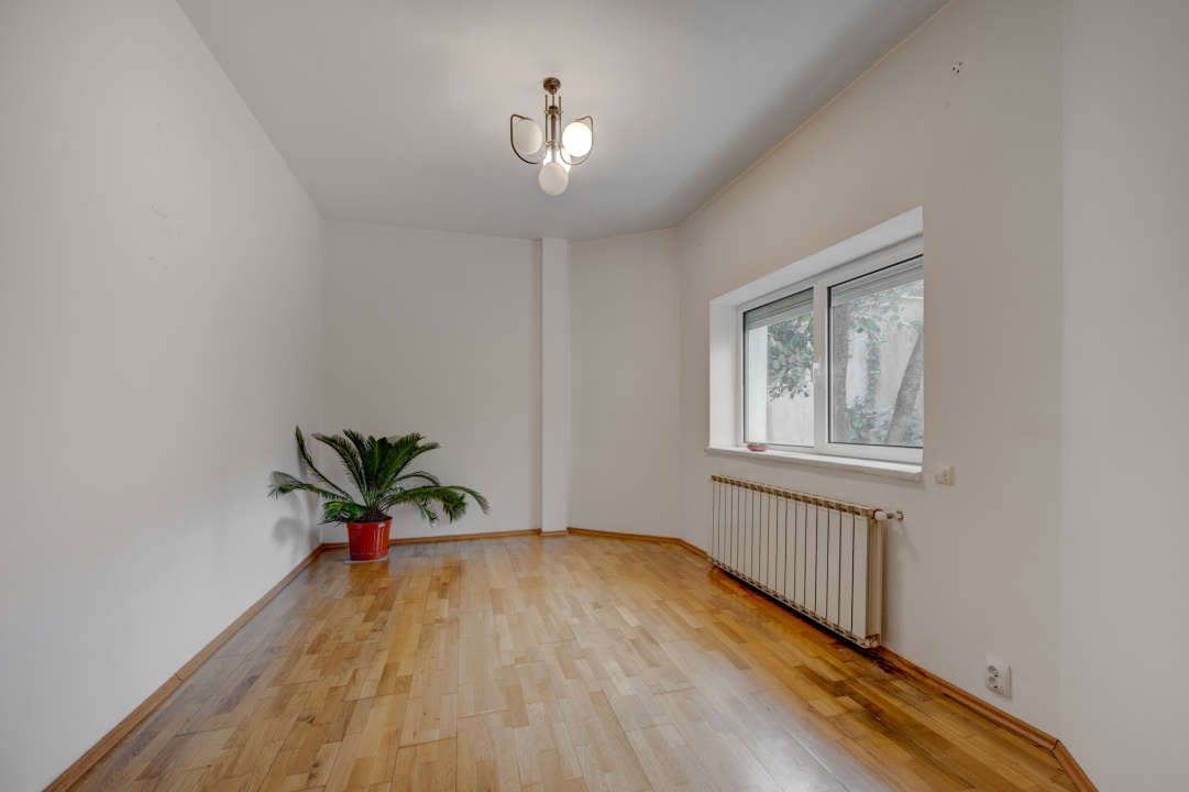 Vila de vanzare Domenii-Ion Mihalache