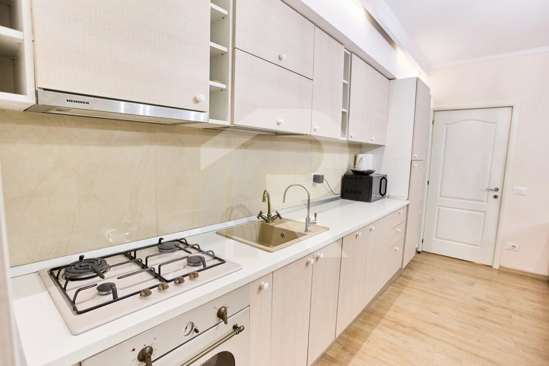 BĂNEASA – PETROM CITY, 2 CAMERE + PARCARE SUBTERANĂ, 71 MP TOTAL!