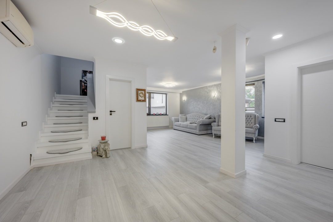 Drumul Taberei - Prelungirea Ghencea - str Maracineni  - Vilă cu piscină 