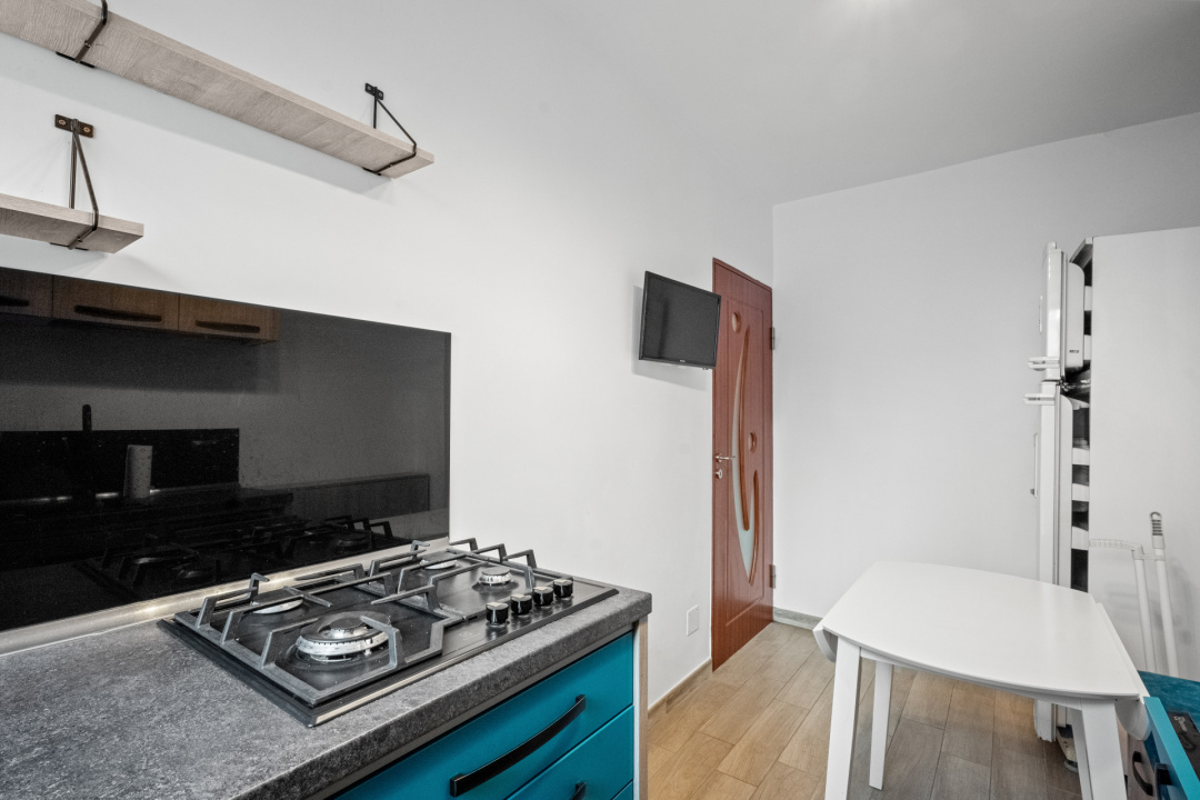 Apartament 3 Camere Decomandat Piata Valea Ialomitei