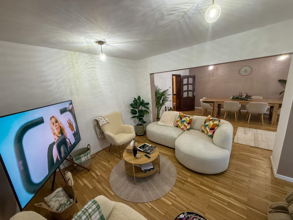 Apartament Unirii-`Goga, bloc din 2000, mobilat si utilat