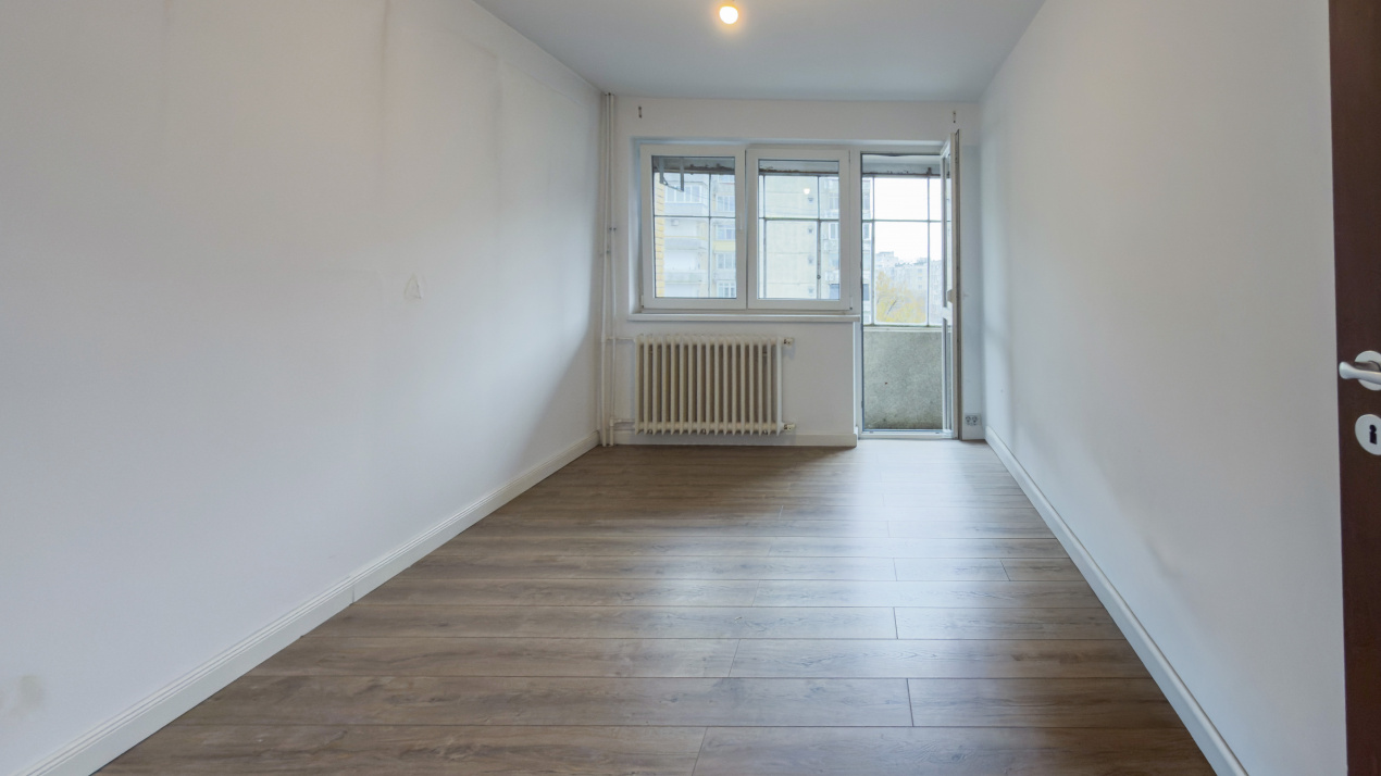 Apartament 3 camere renovat, 3 balcoane, Drumul Taberei 