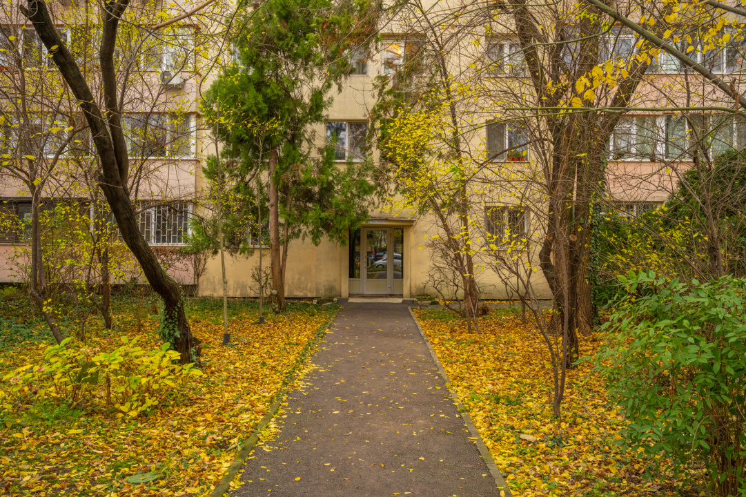 Metrou Stefan cel Mare, Aleea Circului 2/4,  decomandat, Comision 0 %