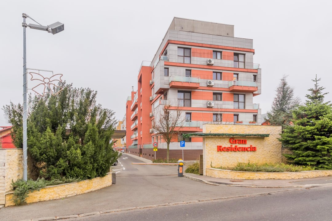 Otopeni, Gran Residencia,  69 mp, loc parcare si 2 bai !