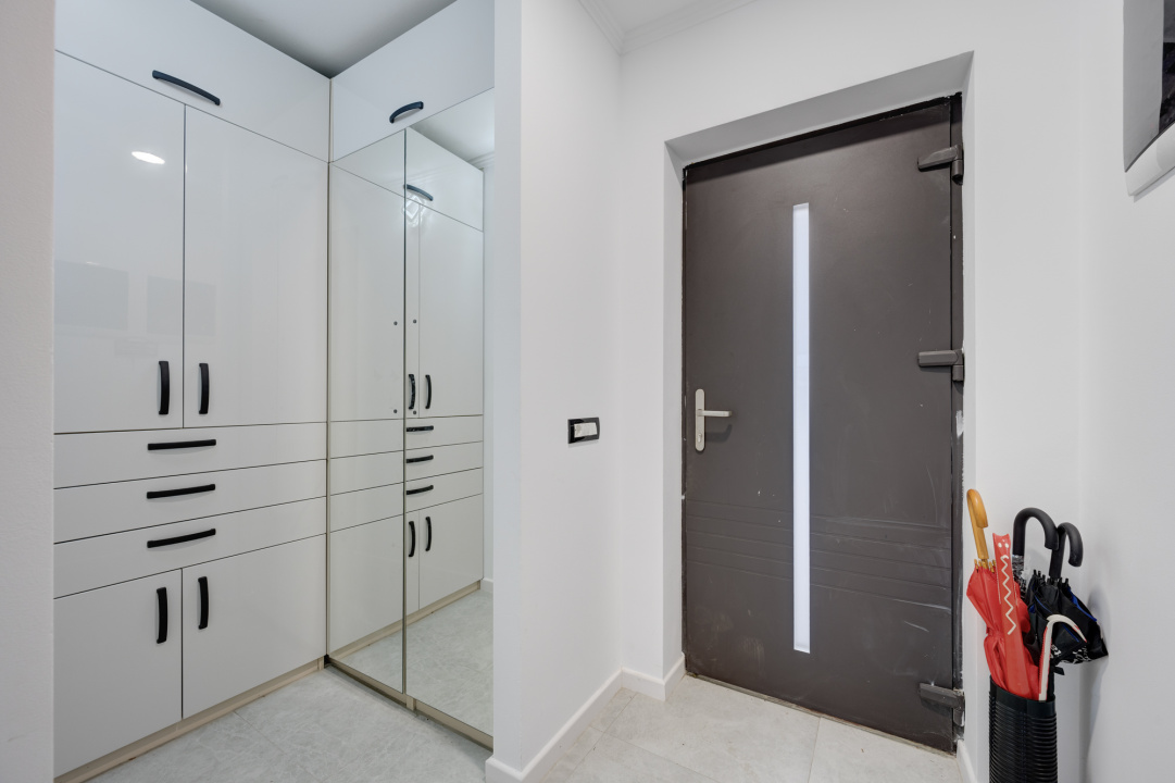 Drumul Taberei - Prelungirea Ghencea - str Maracineni  - Vilă cu piscină 