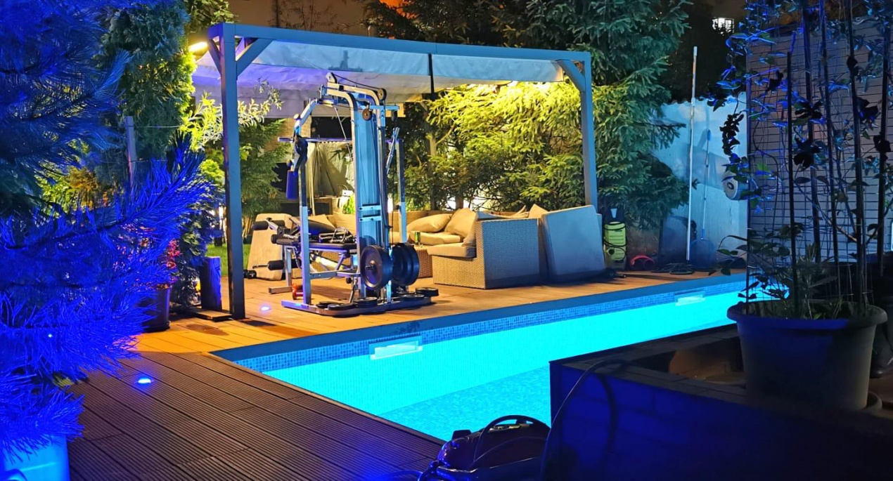 Drumul Taberei - Prelungirea Ghencea - str Maracineni  - Vilă cu piscină 