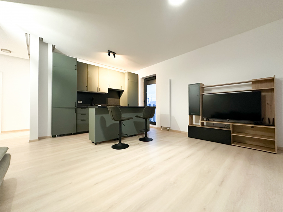 Prima închiriere: Panoramă fără obstacole, 60mp complet echipat