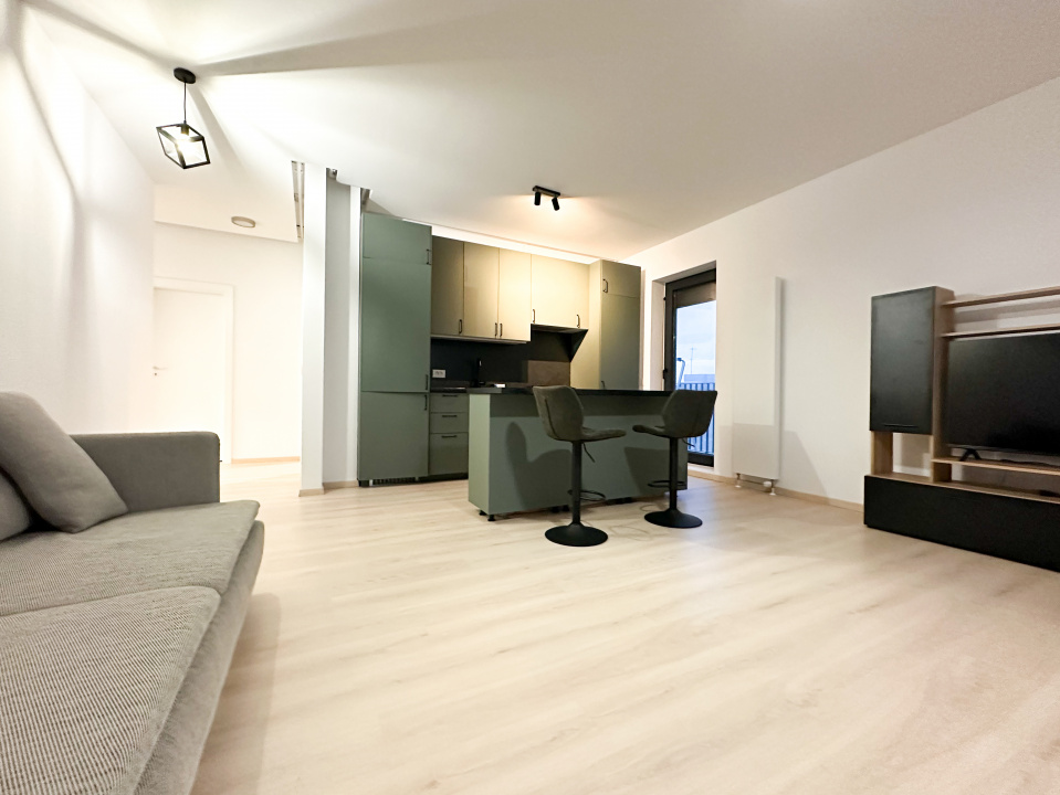 Prima închiriere: Panoramă fără obstacole, 60mp complet echipat